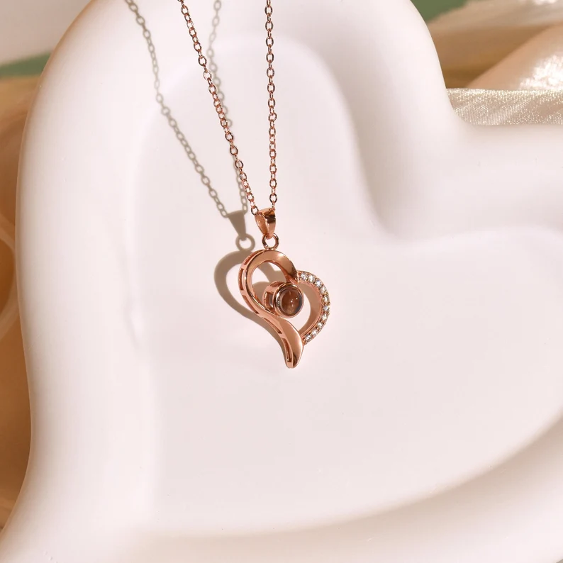 Personalized Heart Shaped Photo Projection Necklace with Picture Inside Memorial Gifts for Her Mother's Day Gift Ideas