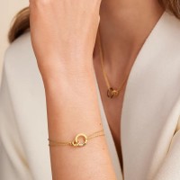 Personalized Name Engraved Interlocking Bracelet Best Jewelry Gift for Mom