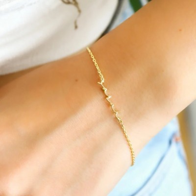 Personalized Dainty Name Bracelet Best Jewelry Gift for Mom