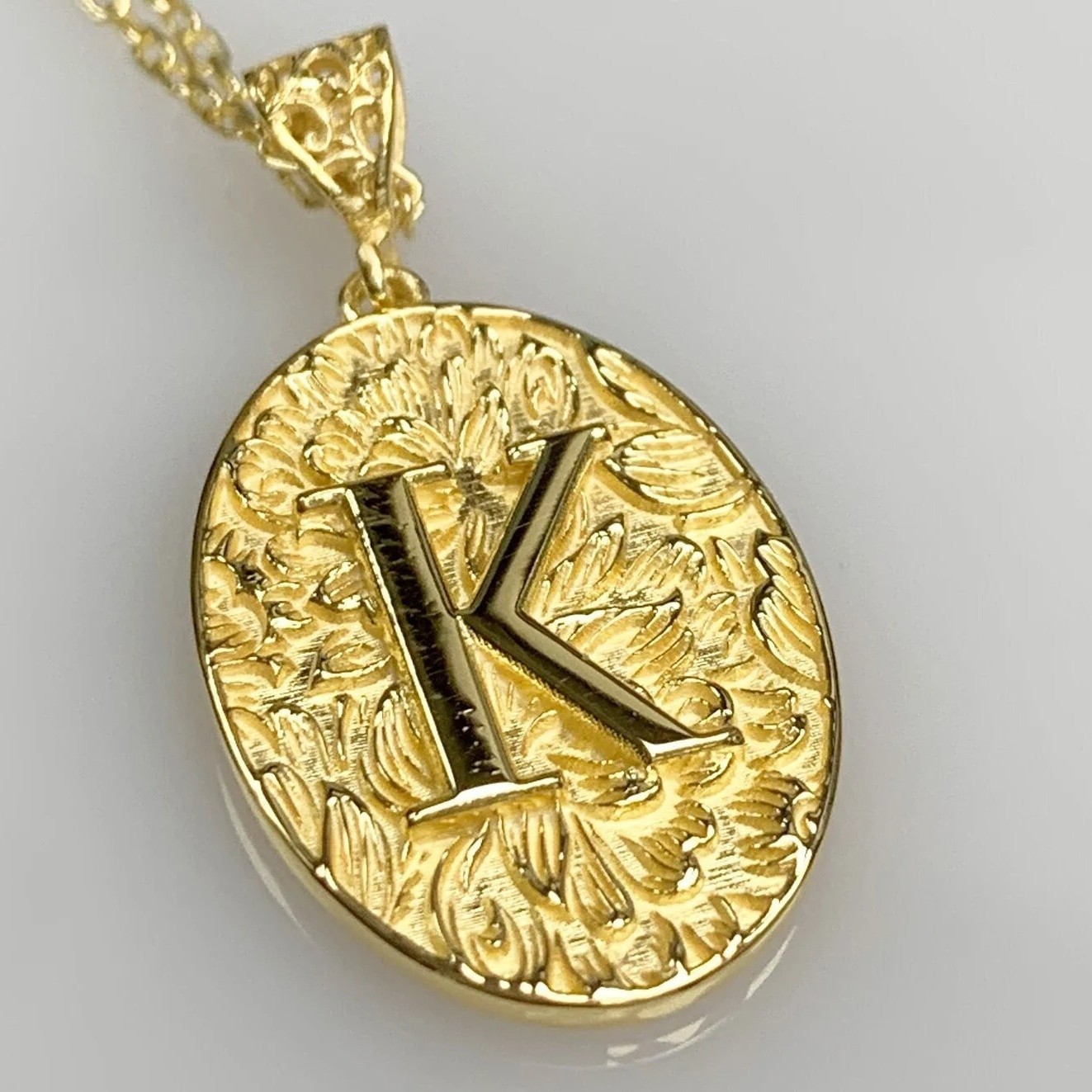 Personalized Dainty Initial Engraved Necklace Best Jewelry Gifts