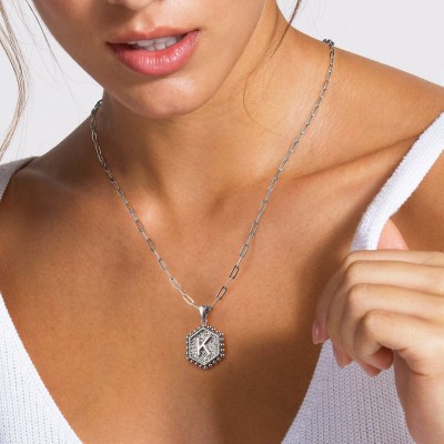 Personalized Dainty Initial Engraved Necklace Best Jewelry Gifts For Women